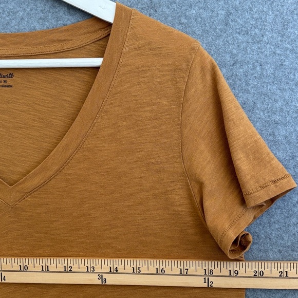 Madewell Short Sleeve V-Neck Tee M Mustard Yellow - Picture 4 of 8